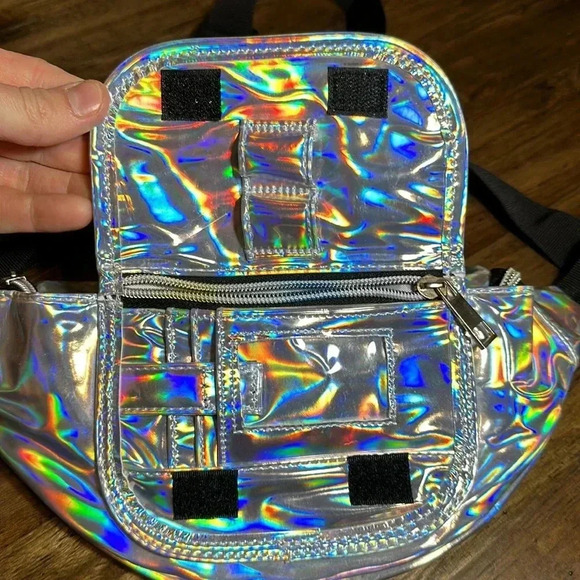 Raising Canes Metallic Fanny/Shoulder Pack Bag Zippered Pouch Adjustable Unisex - Picture 2 of 10